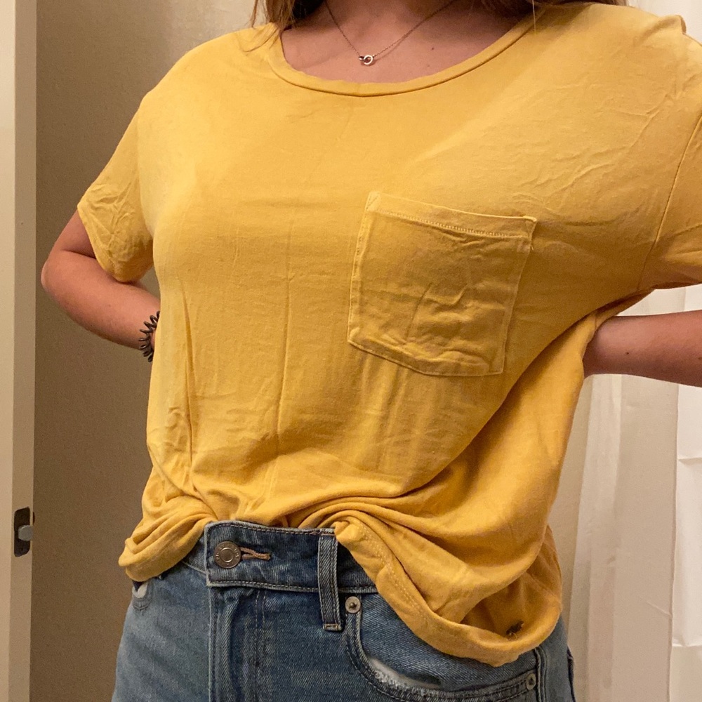 Yellow American Eagle pocket tee